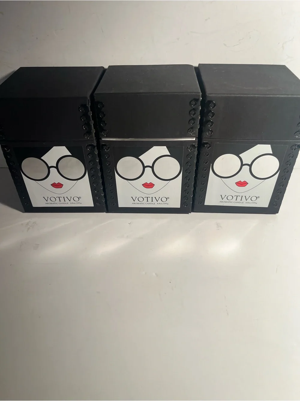 ALICE & OLIVIA Votivo Aromatic Candles set of 3 🕶️🕶️🕶️